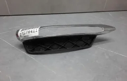 Молдинг решетки в бампер правый для Mercedes C-klasse W204 2007-2015