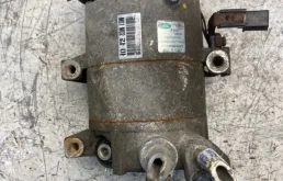 Компрессор кондиционера Kia Ceed 977012H002 G4FC