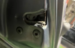Замок двери задней левой Renault Clio II
