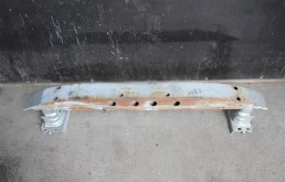 Б.у. усилитель бампера переднего TOYOTA AVENSIS AZT250 TOYOTA AVENSIS AZT250 1AZ 2003