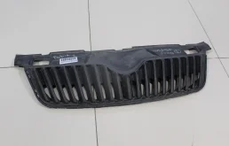 Решетка радиатора для Skoda Fabia 5J 2007-2015