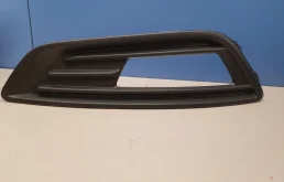 Решётка в бампер правая для Ford Focus 3 2011-2019
