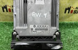 Блок управления двс Volkswagen Amarok 2012 03L906012AA CSHA