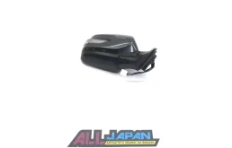 Стекла и зеркала для Subaru Legacy 2012 года на фотографиях