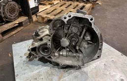 МКПП Nissan Almera 2001-2012 320104M506 N16