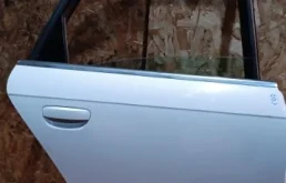 Дверь Audi A4 2006 8EC