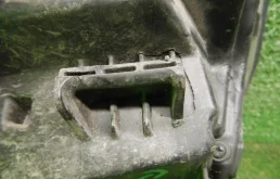 Фара ксенон левая для Hyundai Solaris 2011 года на фотографиях