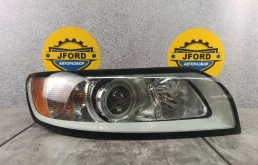 Фара Volvo V50 2010 MW76