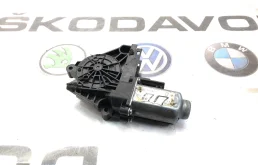 Мотор стеклоподъемника Skoda Octavia RS 2012 1T0959702R A5 (1Z) 2.0 CCZA, передний правый
