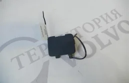 Крышка буксировочного крюка VOLVO XC90 2003-2006