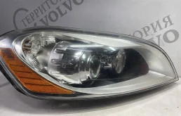 Фара правая ксенон VOLVO XC60 2009-2013
