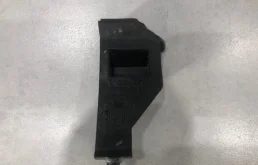 Кронштейн переднего бампера Volvo S40 2008 30678482, правый