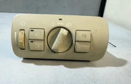 Блок управления светом Volvo XC60 30739422