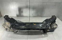 Панель передняя (телевизор) Volvo S80 2010 31299977