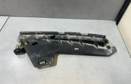 Кронштейн переднего бампера Volvo S80 30796388, правый