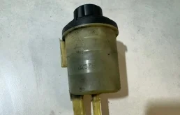 Бачок гидроусилителя руля Volvo S80 31302576