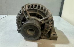 Генератор Volvo XC90 30667787 B5254T2