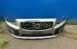 Бампер передний Volvo XC70 2015 39862840