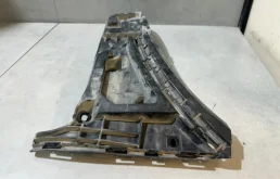 Кронштейн переднего бампера Volvo XC90 30698129, правый