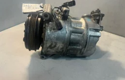 Компрессор кондиционера Volvo XC70 2012 36011355 D5244T15