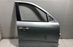Дверь передняя правая Hyundai Santa Fe 2 CM