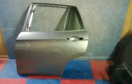 дверь BMW X1 E84 41002993819  N47D20C 2012 SPACEGRAU METALLIC ( A52 )