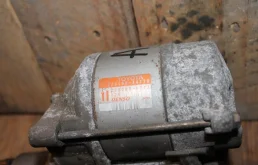 Стартер для Toyota RAV4 2001 года на фотографиях