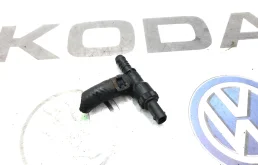 Датчик температуры топлива Skoda Octavia 2013 04L919565 A7 (5E) 2.0 CKFC