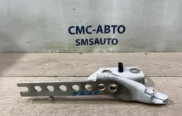 Петля капота Audi A8 4E0823301G D3 4.2 BVJ, левая
