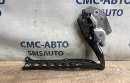 Петля капота Audi A8 4H0823302D D4 4.2 CDRA, правая