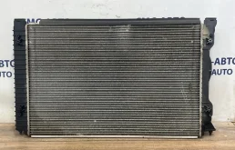 Радиатор охлаждения ДВС Audi A6 4F0121251AF C6 2.8 CCE