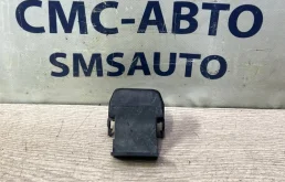 Кронштейн бампера Audi A6 4F0807255 C6 3.2 AUK, передний