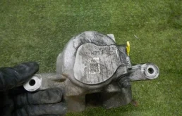 Тормозной цилиндр передний правый для BMW 5er 2018 года на фотографиях