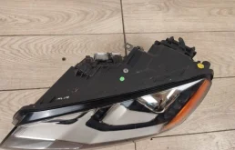Фара ксенон левая для Volkswagen Touareg на фотографиях