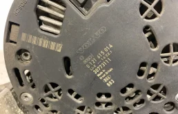 Генератор для Volvo C30 2007 года на фотографиях