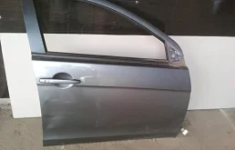 Б.у. дверь MITSUBISHI LANCER CY1A MITSUBISHI LANCER CY1A 4A92 2011