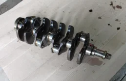 Б.у. коленвал MITSUBISHI GRANDIS NA4W MITSUBISHI GRANDIS NA4W 4G69 2004