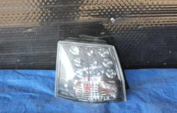 Б.у. фонарь наружный MITSUBISHI OUTLANDER XL CW5W MITSUBISHI OUTLANDER XL CW5W 4B12 2008