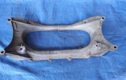Б.у. балка под двс LEXUS IS250 GSE20 LEXUS IS250 GSE20 4GRFSE 2006