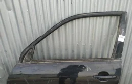 Дверь передняя левая для Suzuki Grand Vitara 2015 года на фотографиях