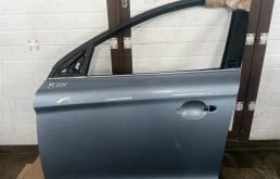 Дверь Volvo XC60 32228962, передняя левая