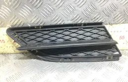 Заглушка (решетка) в бампер передний BMW 3-Series 3-Series E90/E91/E92/E93 2005 - 2010 бензин 2.0 i  Седан