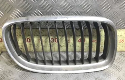 Решетка радиатора BMW 3-Series 3-Series E90/E91/E92/E93 2005 - 2010 бензин 2.0 i Автомат Седан