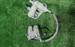 Замок багажника в сборе mercedes a0997400600 ориг