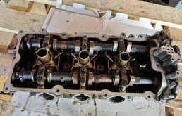 Головка блока цилиндров Nissan Elgrand 2002