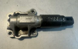 Клапан выпускной Volvo S60 1275579