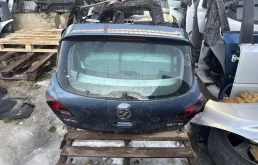 крышка багажника opel astra J