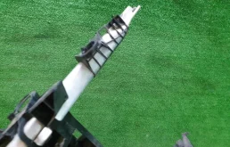 Усилитель переднего бампера для Mercedes-Benz CLA class 2018 года на фотографиях