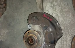Ступица Audi A6C6 2006 9855487654 4F2, передняя правая