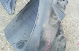 Подкрылок Audi A4B7 8E0821171E, передний левый